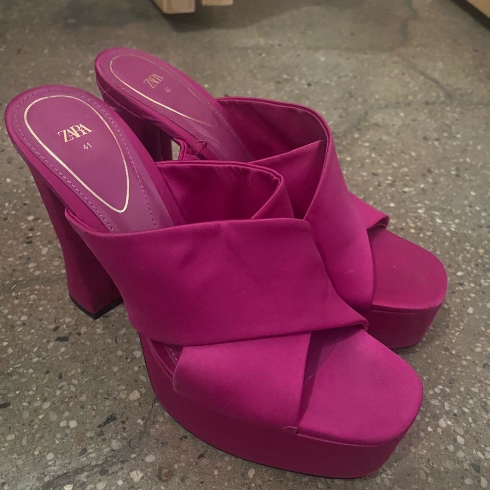 Zara Women's‎ Pink Platform Heels
